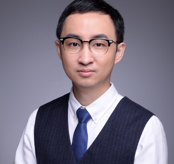 speakers/liu.jpg